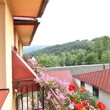 Osrodek Wypoczynkowy Jasiek Ochotnica Dolna Exterior photo